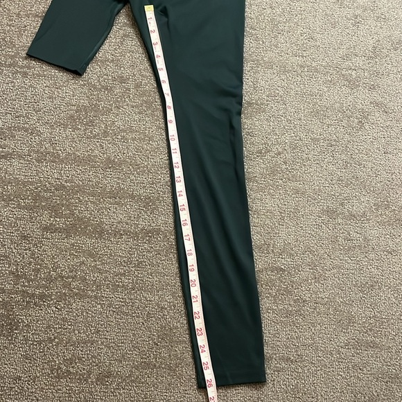 Gymshark Women’s Green Leggings Size Small - Picture 5 of 6
